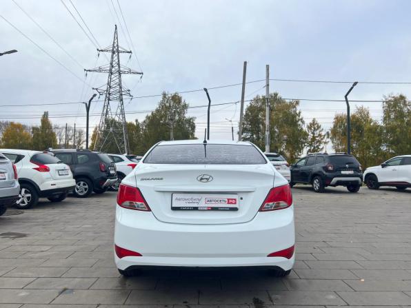 Hyundai Solaris I Рестайлинг с пробегом 2016 года, цена 960 000 рублей, 161704 км, седан, Автокод Объявления
