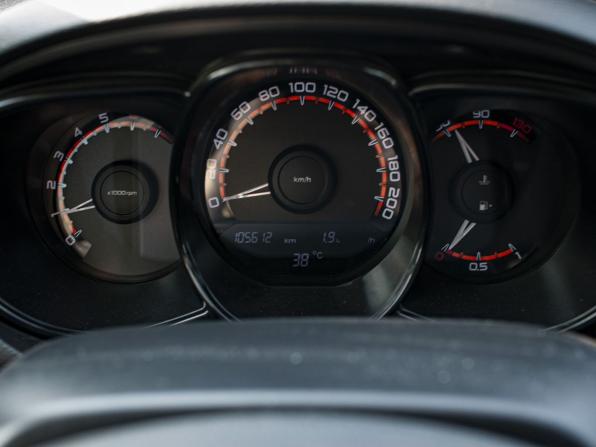 Lada (ВАЗ) Vesta I с пробегом 2019 года, цена 950 000 рублей, 105612 км, универсал, Автокод Объявления