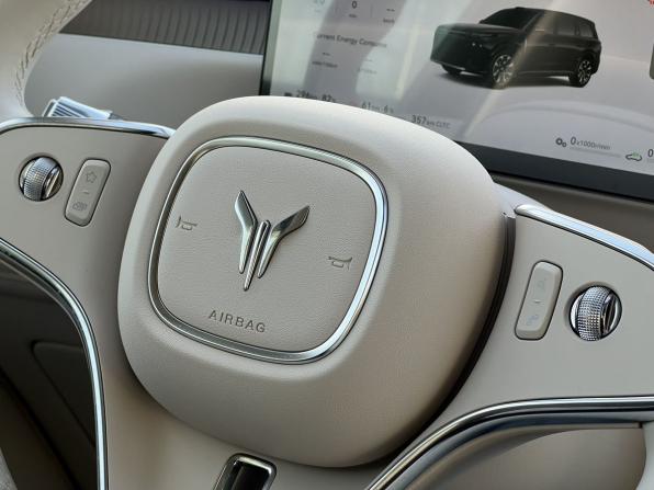 Voyah Taishan X8 с пробегом 2026 года, цена 8 475 000 рублей, 78 км, внедорожник, Автокод Объявления