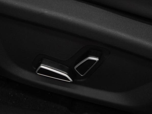 Changan UNI-V I с пробегом 2022 года, цена 2 099 000 рублей, 64551 км, лифтбек, Автокод Объявления