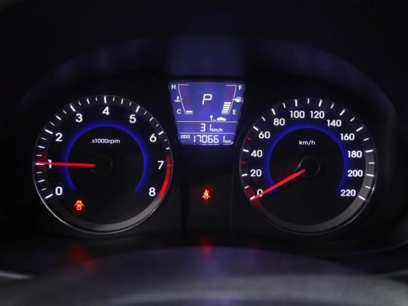 Hyundai Solaris I с пробегом 2012 года, цена 749 000 рублей, 170661 км, седан, Автокод Объявления