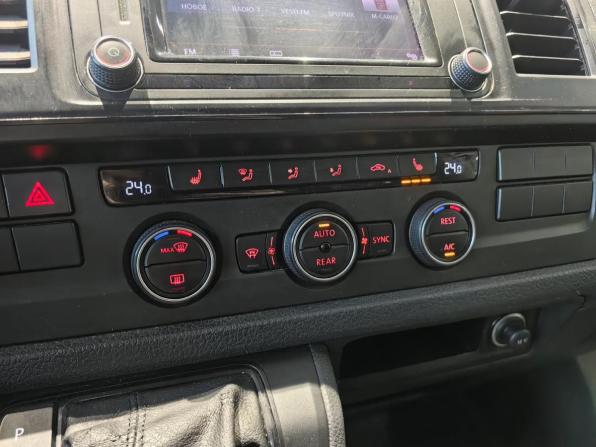 Volkswagen Caravelle T6 с пробегом 2016 года, цена 2 299 000 рублей, 133743 км, минивэн, Автокод Объявления