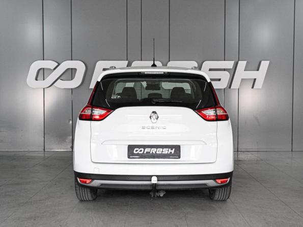 Renault Scenic IV с пробегом 2018 года, цена 1 599 000 рублей, 204496 км, компактвэн, Автокод Объявления