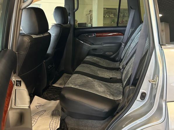 Toyota Land Cruiser Prado 120 Series с пробегом 2004 года, цена 1 849 000 рублей, 316000 км, внедорожник, Автокод Объявления