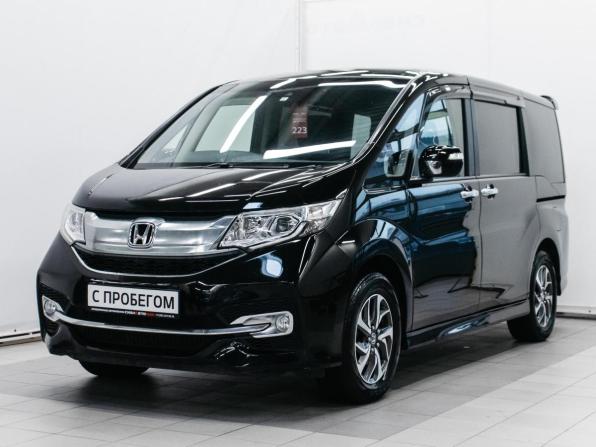 Honda Stepwgn V с пробегом 2015 года, цена 1 650 000 рублей, 176789 км, минивэн, Автокод Объявления