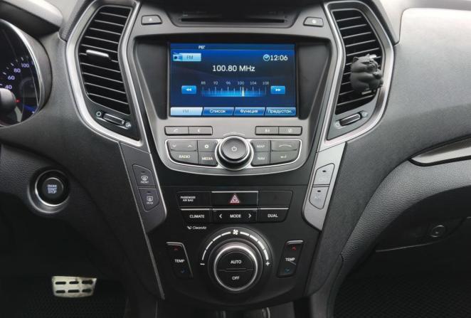 Hyundai Santa Fe III с пробегом 2013 года, цена 1 990 000 рублей, 220860 км, внедорожник, Автокод Объявления
