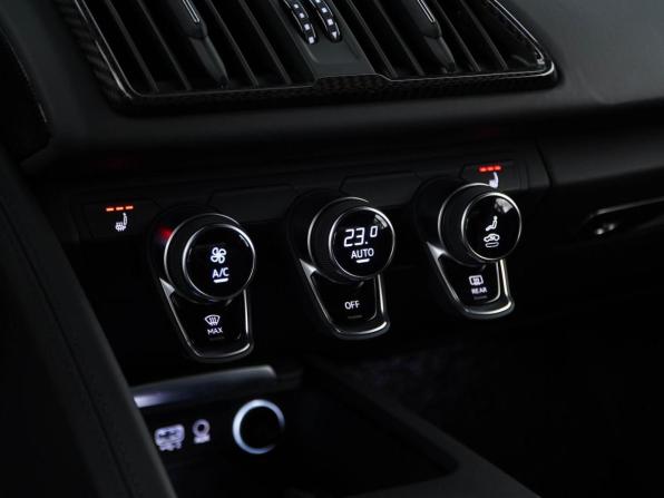 Audi R8 II (4S) Рестайлинг с пробегом 2021 года, цена 18 299 434 рубля, 17212 км, купе, Автокод Объявления