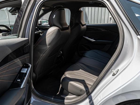 Geely Preface I (China Market) Рестайлинг 2 с пробегом 2024 года, цена 2 890 000 рублей, 2548 км, седан, Автокод Объявления