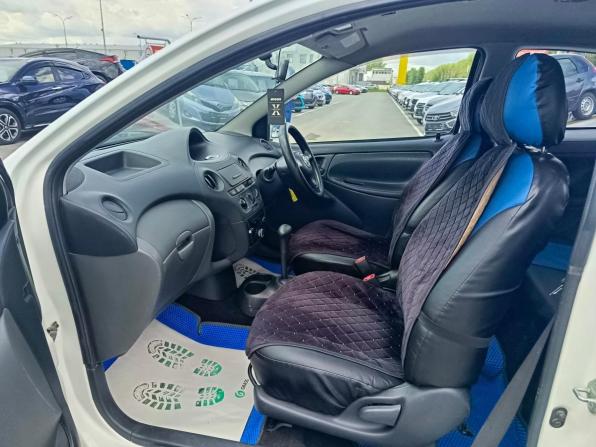 Toyota Vitz I (P10) с пробегом 2003 года, цена 449 000 рублей, 299999 км, хэтчбек, Автокод Объявления