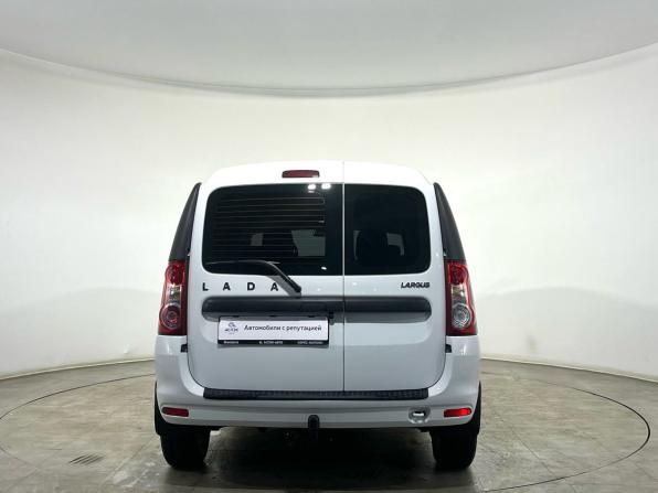 Lada (ВАЗ) Largus I Рестайлинг с пробегом 2024 года, цена 1 295 000 рублей, 15510 км, универсал, Автокод Объявления