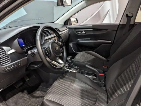 Kia Rio IV с пробегом 2017 года, цена 1 195 000 рублей, 140850 км, седан, Автокод Объявления