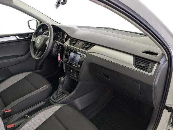 Skoda Rapid I Рестайлинг с пробегом 2019 года, цена 1 300 000 рублей, 99438 км, лифтбек, Автокод Объявления