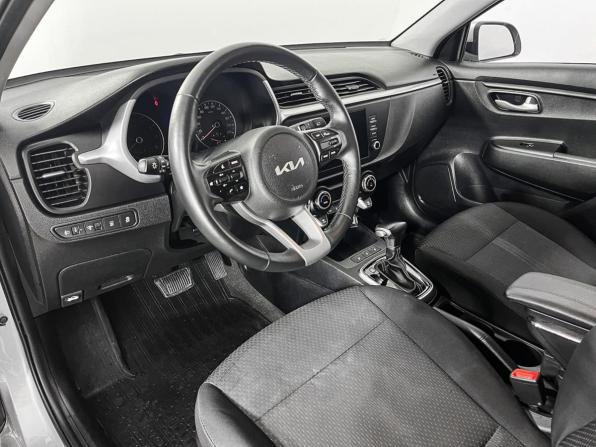 Kia Rio IV Рестайлинг с пробегом 2022 года, цена 1 576 000 рублей, 133131 км, хэтчбек, Автокод Объявления