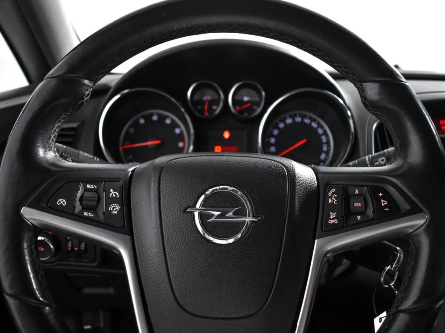 Opel Astra J Рестайлинг Санкт-Петербург  - изображение 15