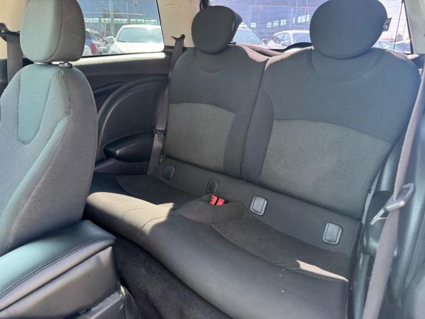 Mini Hatch II (R56) Рестайлинг с пробегом 2010 года, цена 700 000 рублей, 267000 км, хэтчбек, Автокод Объявления