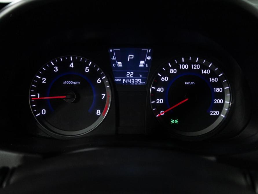 Hyundai Solaris I Санкт-Петербург  - изображение 13