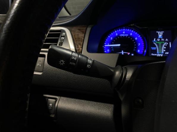 Toyota Camry VII (XV50) Рестайлинг с пробегом 2015 года, цена 2 049 000 рублей, 250112 км, седан, Автокод Объявления