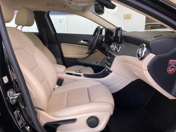 Mercedes-Benz GLA I (X156) Рестайлинг с пробегом 2018 года, цена 3 200 000 рублей, 26378 км, внедорожник, Автокод Объявления