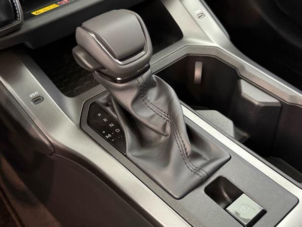 Toyota RAV4 VI (XA60) с пробегом 2026 года, цена 4 390 000 рублей, 5 км, внедорожник, Автокод Объявления