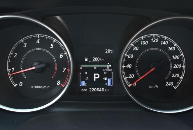 Mitsubishi Outlander III с пробегом 2012 года, цена 1 160 000 рублей, 220646 км, внедорожник, Автокод Объявления