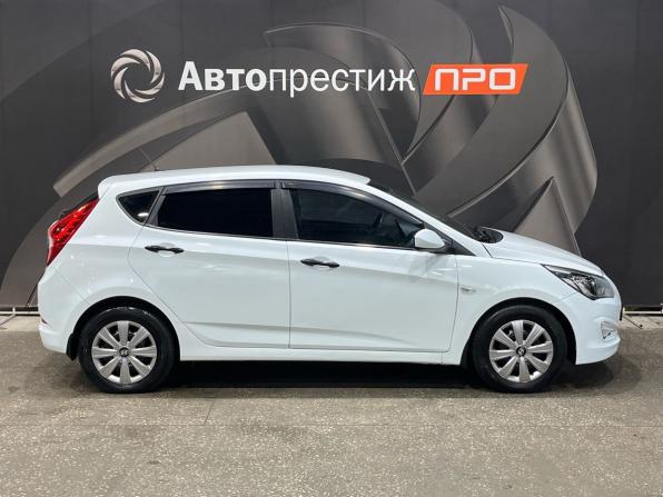 Hyundai Solaris I Рестайлинг с пробегом 2015 года, цена 1 079 000 рублей, 104165 км, хэтчбек, Автокод Объявления