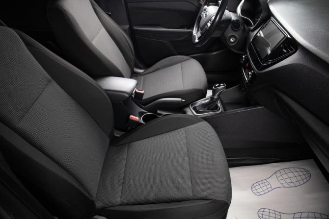 Hyundai Solaris II с пробегом 2019 года, цена 1 299 000 рублей, 180872 км, седан, Автокод Объявления
