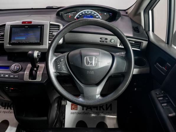 Honda Freed I Рестайлинг 2 с пробегом 2015 года, цена 1 180 000 рублей, 209090 км, компактвэн, Автокод Объявления