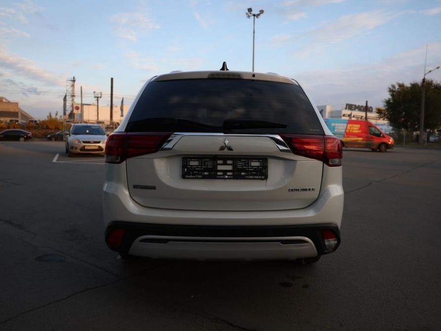 Mitsubishi Outlander III Рестайлинг 3 Челябинск  - изображение 7