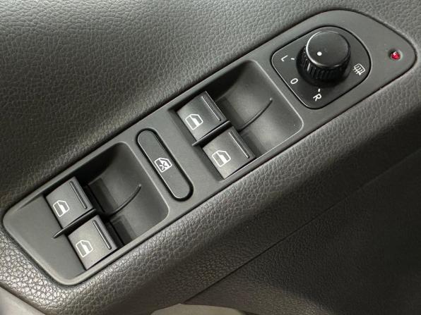 Volkswagen Tiguan I с пробегом 2011 года, цена 1 320 000 рублей, 34000 км, внедорожник, Автокод Объявления