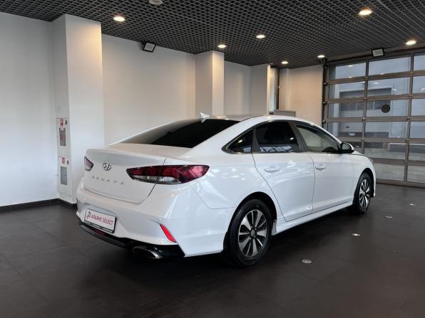 Hyundai Sonata VII (LF) Рестайлинг с пробегом 2018 года, цена 1 700 000 рублей, 183442 км, седан, Автокод Объявления