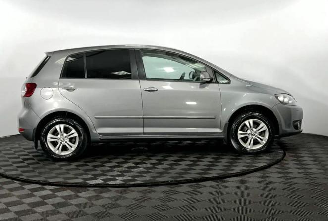 Volkswagen Golf Plus II с пробегом 2011 года, цена 625 000 рублей, 189989 км, хэтчбек, Автокод Объявления