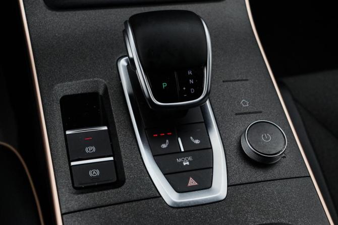 Omoda C5 I Рестайлинг с пробегом 2024 года, цена 1 650 000 рублей, 32184 км, внедорожник, Автокод Объявления