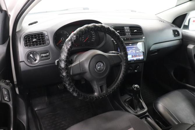 Volkswagen Polo V с пробегом 2012 года, цена 592 000 рублей, 249263 км, седан, Автокод Объявления