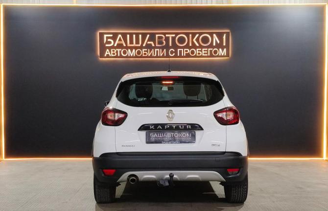 Renault Kaptur I с пробегом 2018 года, цена 1 430 000 рублей, 145161 км, внедорожник, Автокод Объявления