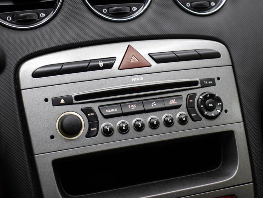 Peugeot 308 I Москва  - изображение 19