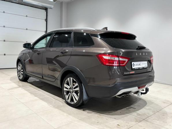 Lada (ВАЗ) Vesta I с пробегом 2019 года, цена 995 419 рублей, 100656 км, универсал, Автокод Объявления