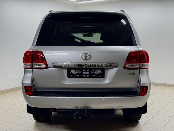 Toyota Land Cruiser 200 Series с пробегом 2008 года, цена 2 545 000 рублей, 372578 км, внедорожник, Автокод Объявления