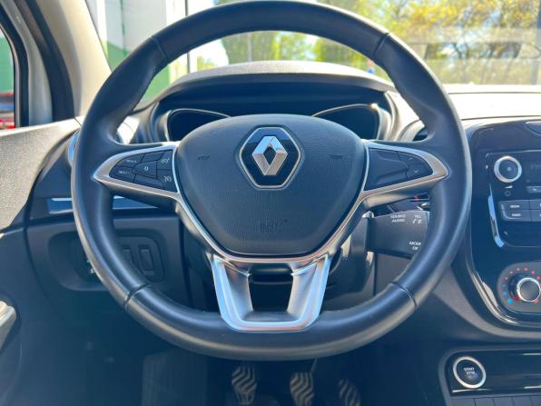 Renault Kaptur I Рестайлинг с пробегом 2021 года, цена 1 358 600 рублей, 183980 км, внедорожник, Автокод Объявления