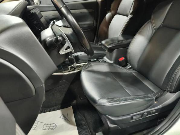 Mitsubishi Outlander III Рестайлинг 3 с пробегом 2020 года, цена 2 435 000 рублей, 111257 км, внедорожник, Автокод Объявления