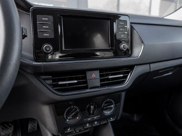 Volkswagen Polo VI с пробегом 2021 года, цена 1 575 000 рублей, 79792 км, лифтбек, Автокод Объявления