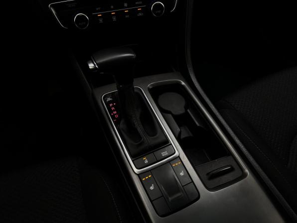 Kia Optima IV Рестайлинг с пробегом 2019 года, цена 1 930 000 рублей, 129225 км, седан, Автокод Объявления