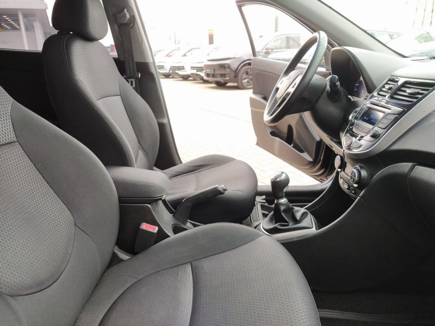 Hyundai Solaris I Рестайлинг Екатеринбург  - изображение 12