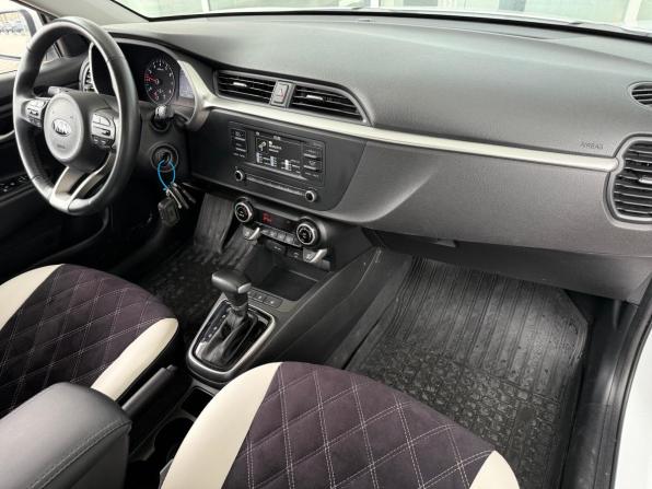 Kia Rio IV Рестайлинг с пробегом 2020 года, цена 1 649 000 рублей, 39453 км, седан, Автокод Объявления