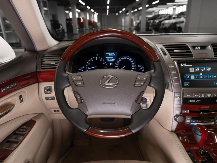 Lexus LS IV Москва  - изображение 11