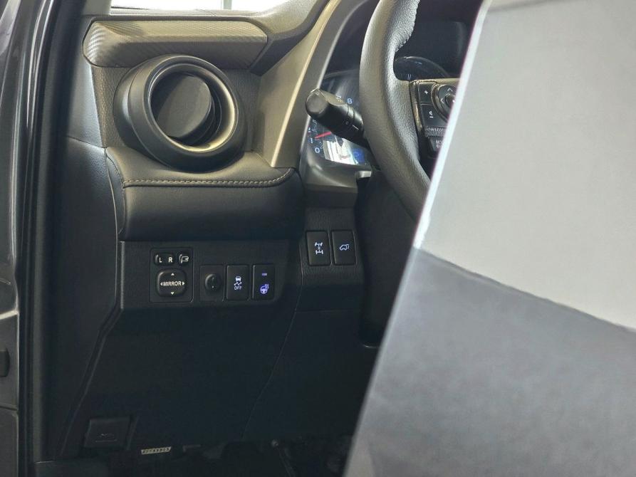 Toyota RAV4 IV (XA40) Новосибирск  - изображение 16