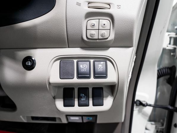 Nissan Leaf I (ZE0/AZE0) с пробегом 2011 года, цена 800 000 рублей, 112270 км, хэтчбек, Автокод Объявления