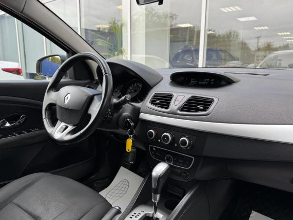 Renault Megane III с пробегом 2012 года, цена 675 000 рублей, 191695 км, хэтчбек, Автокод Объявления