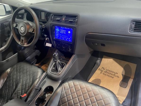 Volkswagen Jetta VI Рестайлинг с пробегом 2014 года, цена 975 000 рублей, 221633 км, седан, Автокод Объявления