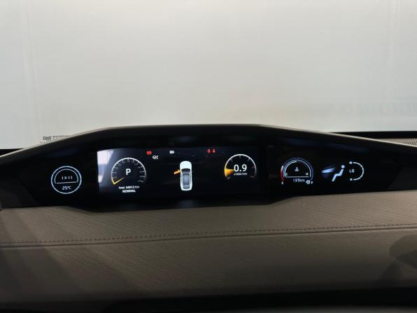 Changan UNI-V I с пробегом 2024 года, цена 2 390 000 рублей, 34010 км, лифтбек, Автокод Объявления
