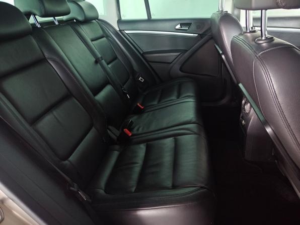 Volkswagen Tiguan I Рестайлинг с пробегом 2012 года, цена 1 197 000 рублей, 247000 км, внедорожник, Автокод Объявления